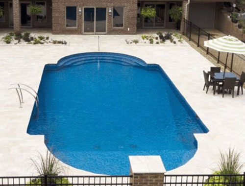 Oval Shaped Swimming Pools Manufacturer in Ludhiana